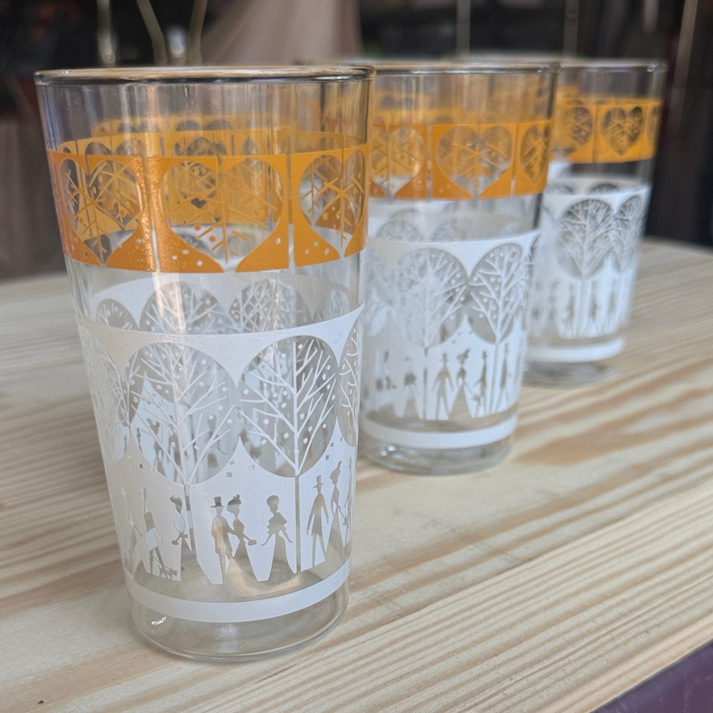 Set of 6 Vintage Glasses